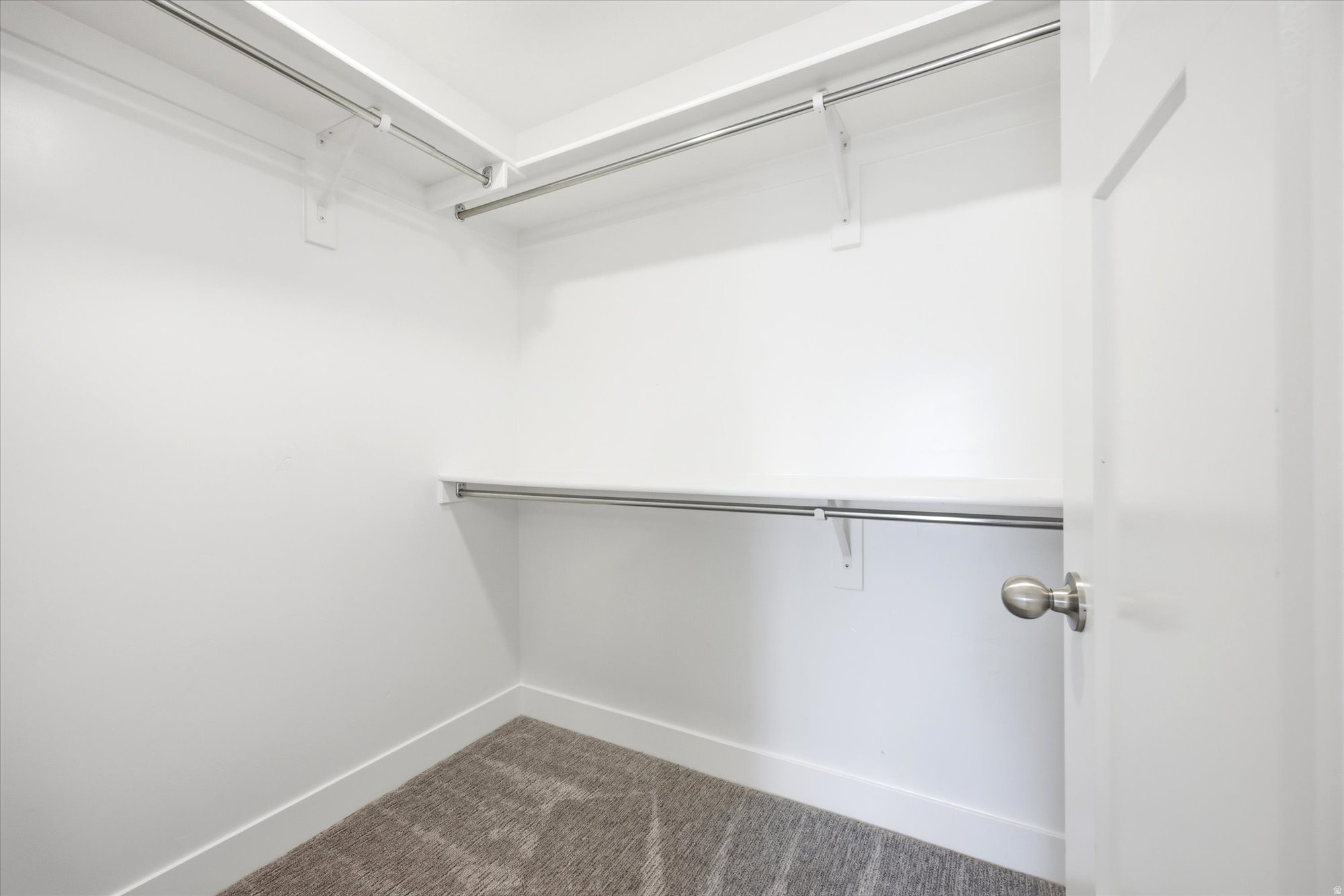 AUTUMN SKY - Residential