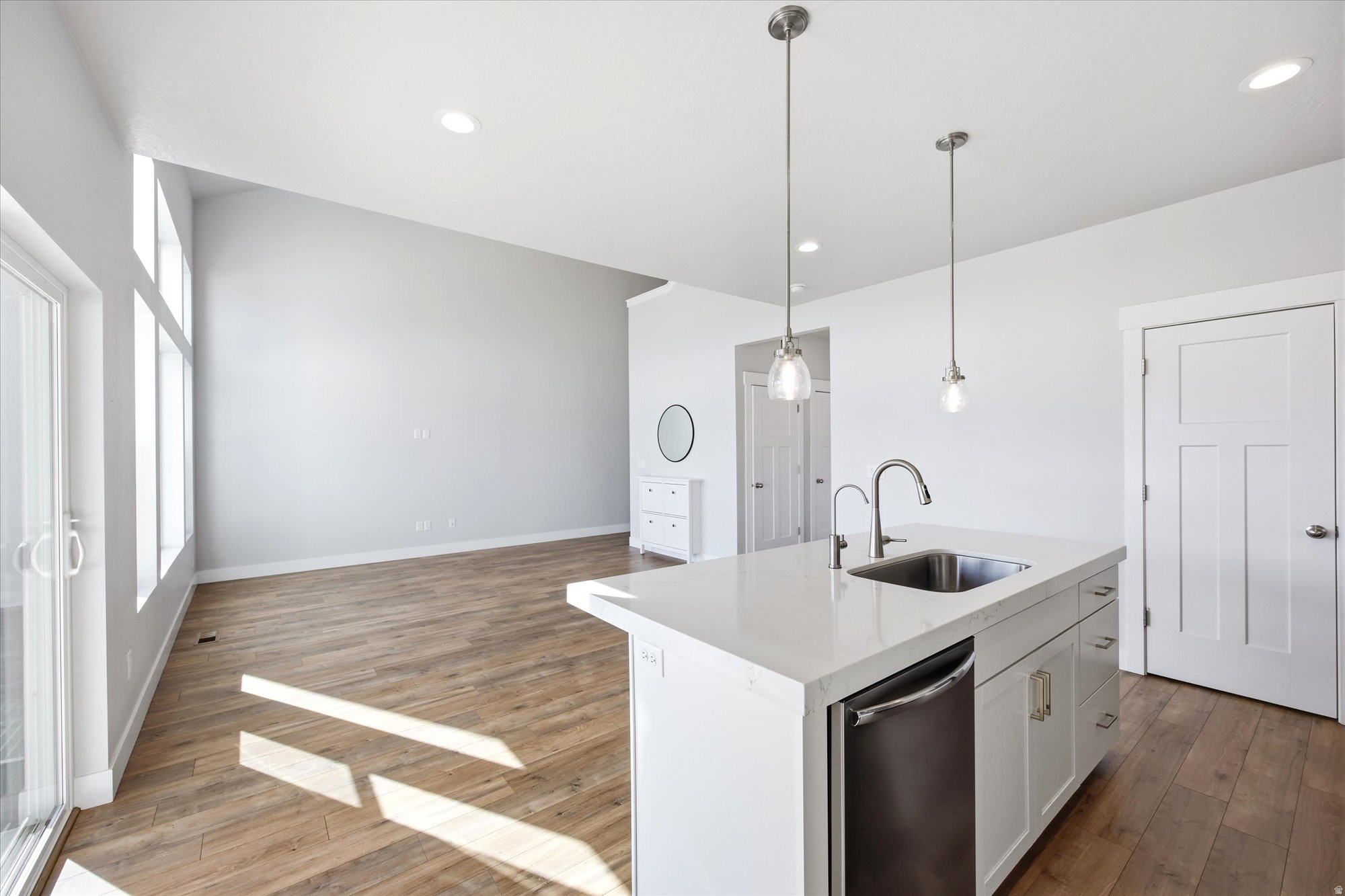 AUTUMN SKY - Residential