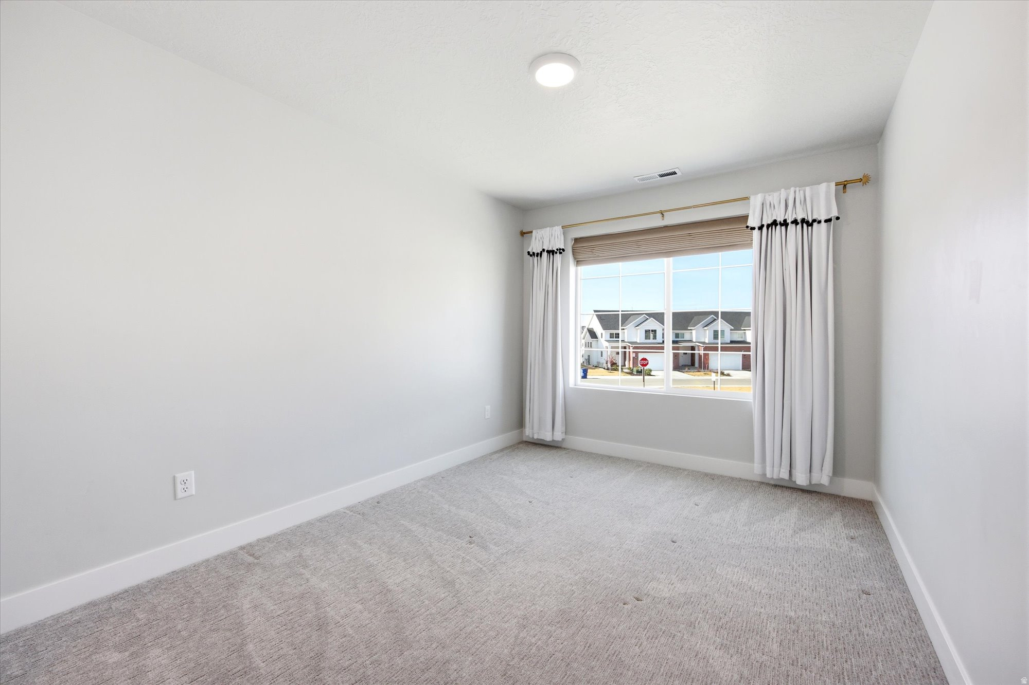 AUTUMN SKY - Residential