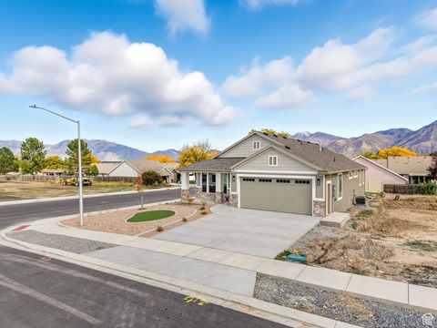 Photo of 306 N 1070 E, Payson, UT 84651 (MLS # 2118961)
