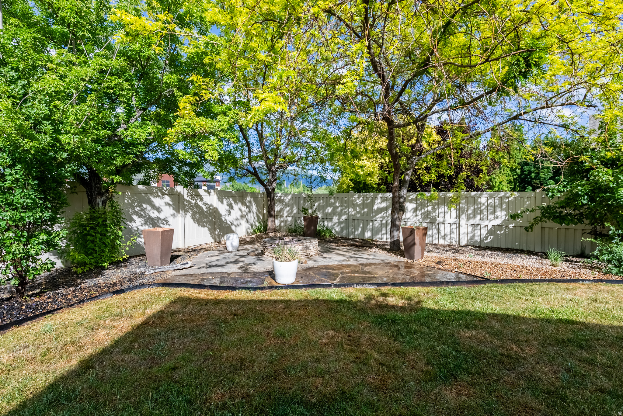 MOUNTAIN VISTAS - Residential