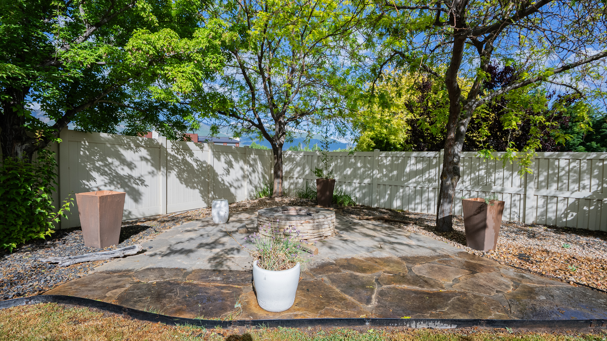 MOUNTAIN VISTAS - Residential