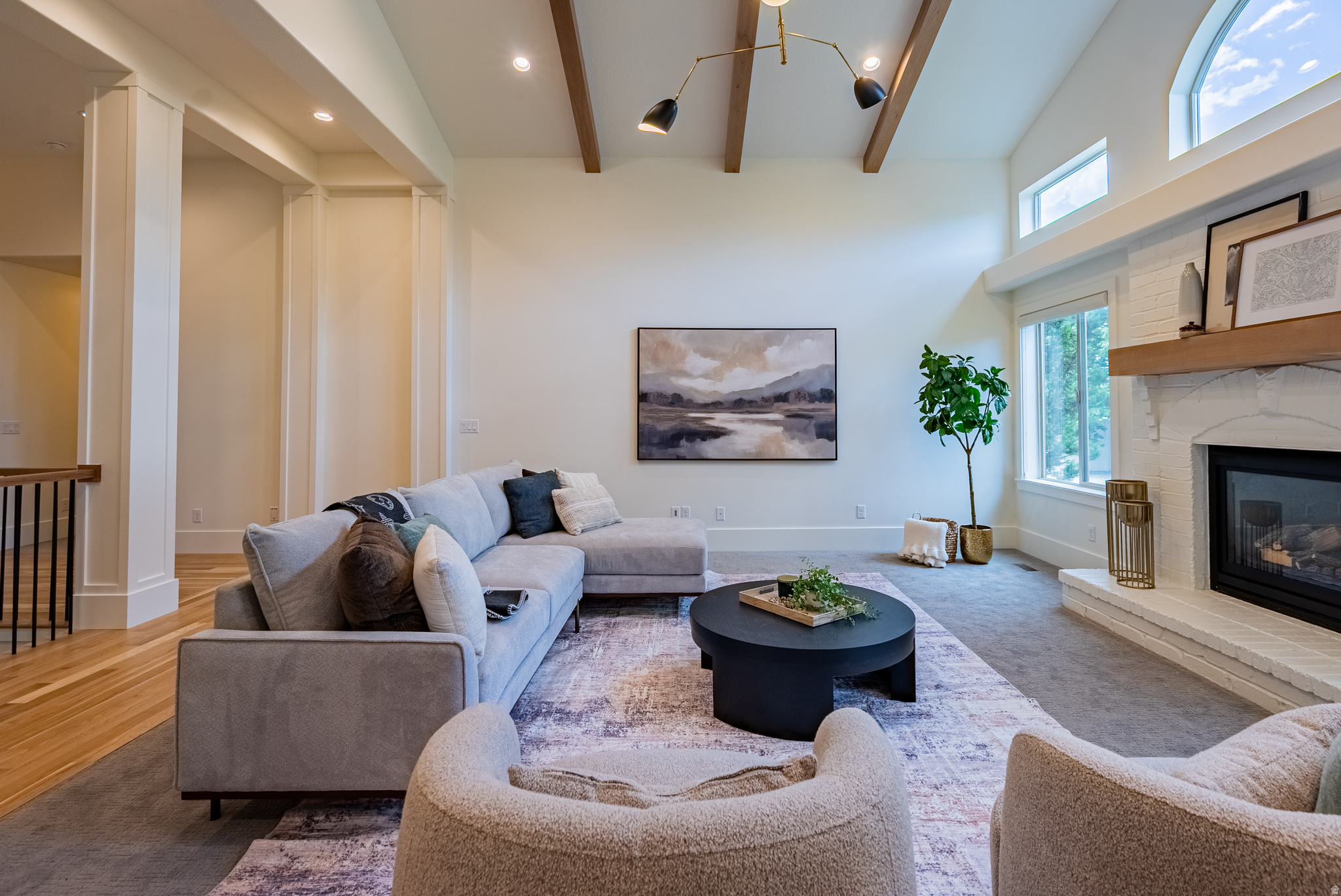 MOUNTAIN VISTAS - Residential