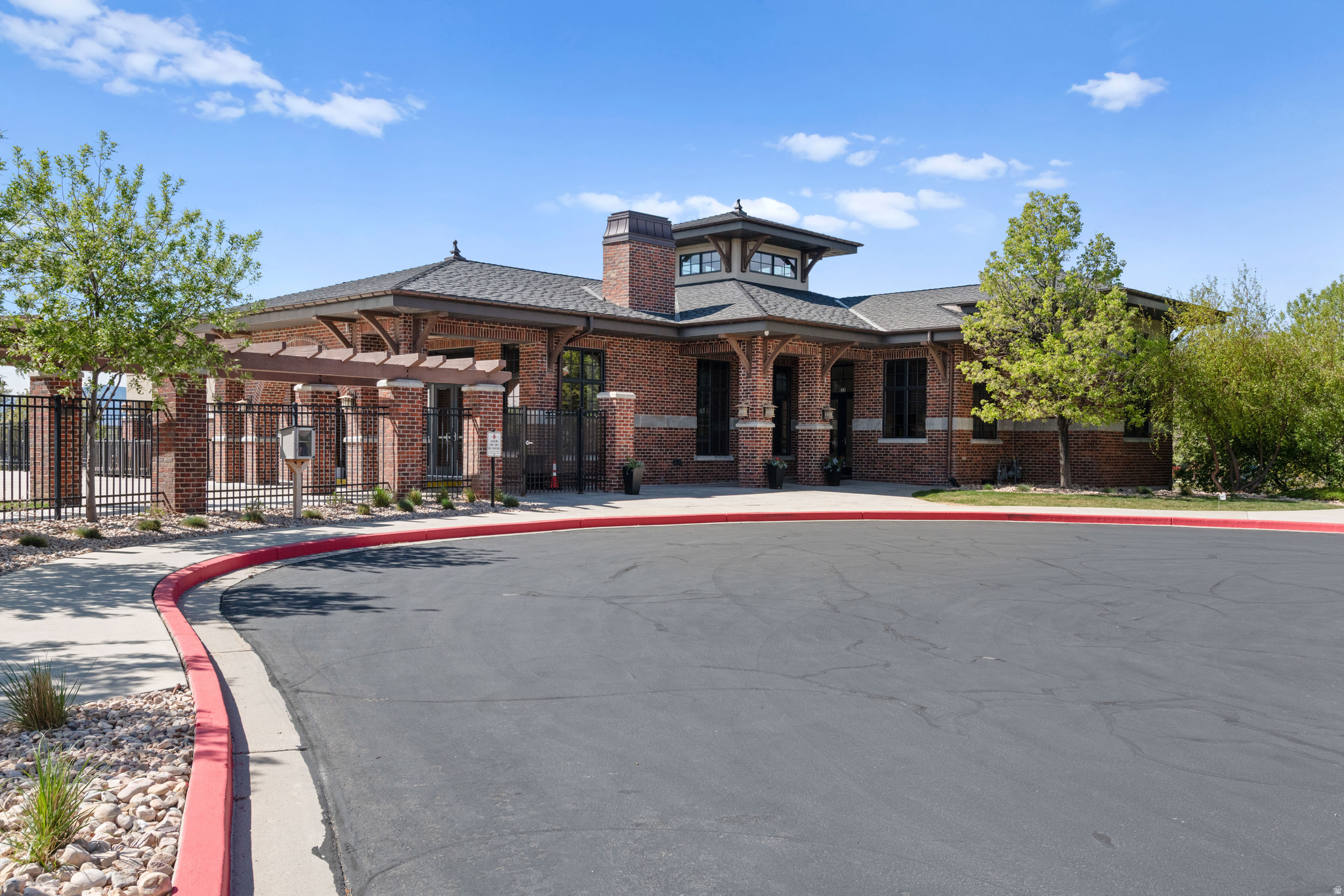 IVORY RIDGE - Residential