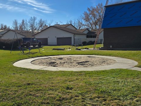 Tiny photo for 644 W LAMPLIGHTER WAY S, Riverdale, UT 84405 (MLS # 2125283)