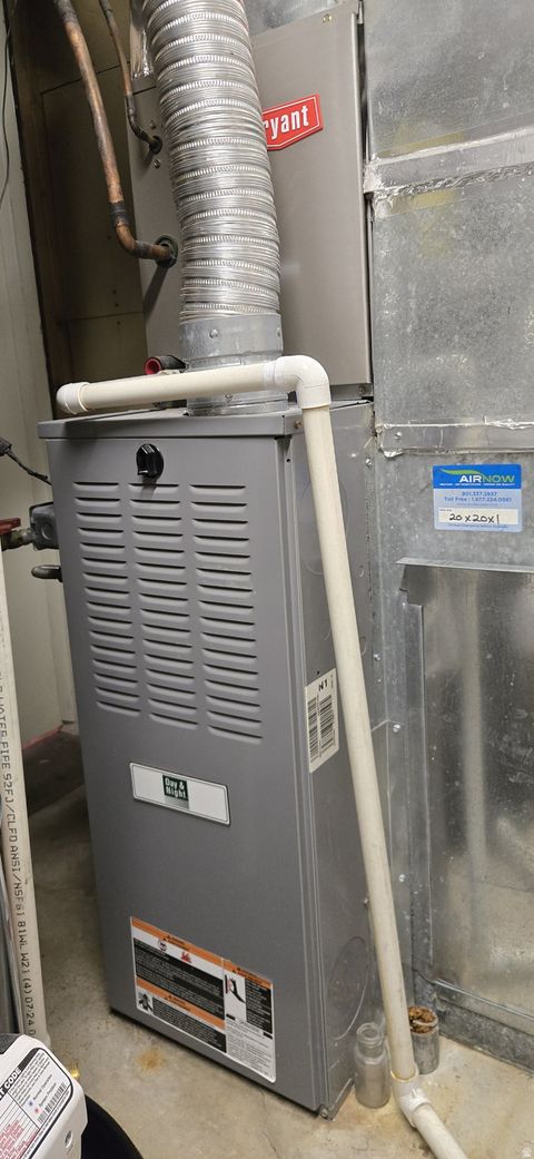 Tiny photo for 644 W LAMPLIGHTER WAY S, Riverdale, UT 84405 (MLS # 2125283)