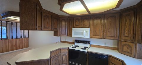 Tiny photo for 644 W LAMPLIGHTER WAY S, Riverdale, UT 84405 (MLS # 2125283)