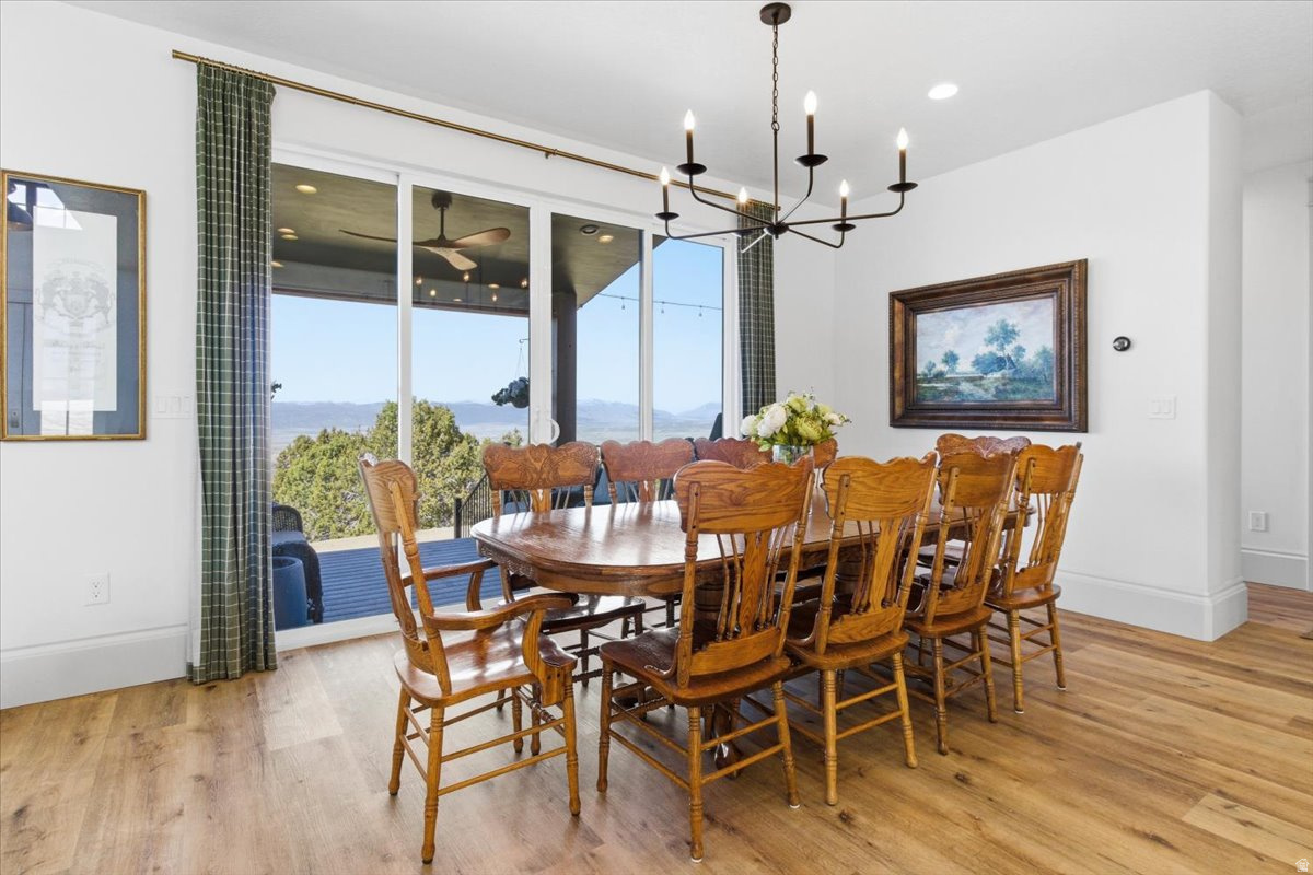 WHISPERING PINES 3 - Residential