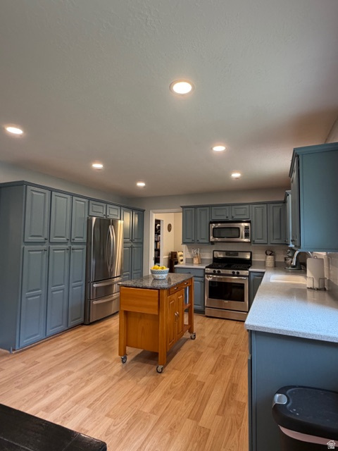 DIMOND OAKS - Residential