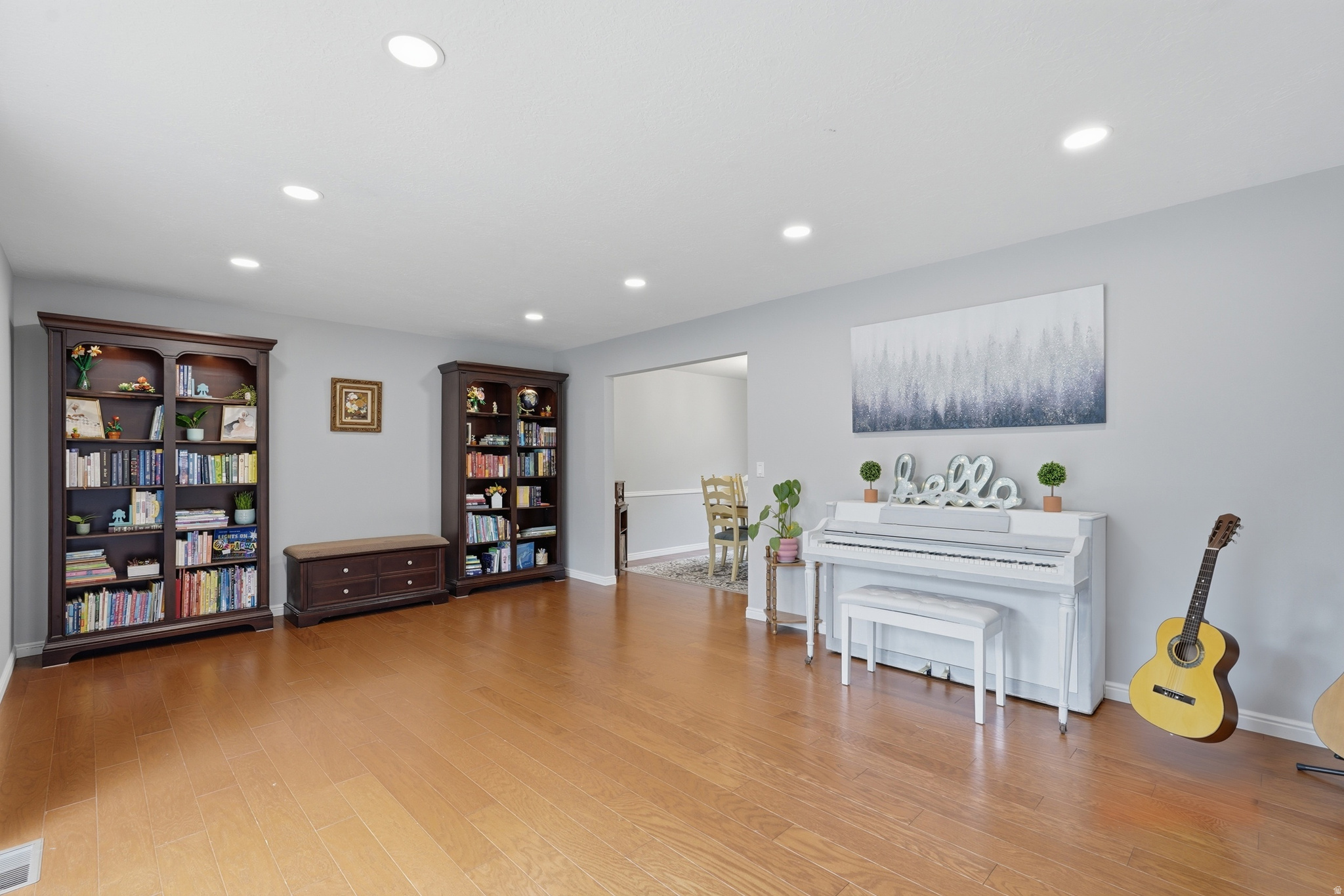 DIMOND OAKS - Residential