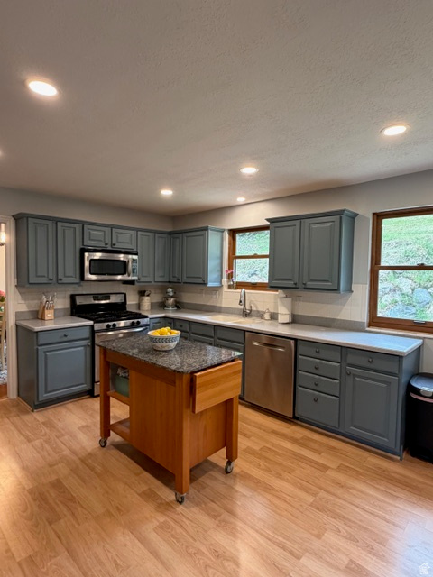 DIMOND OAKS - Residential