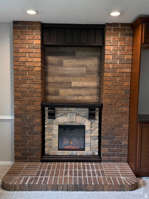 DIMOND OAKS - Residential