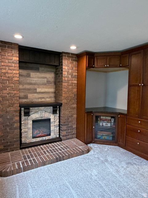 DIMOND OAKS - Residential