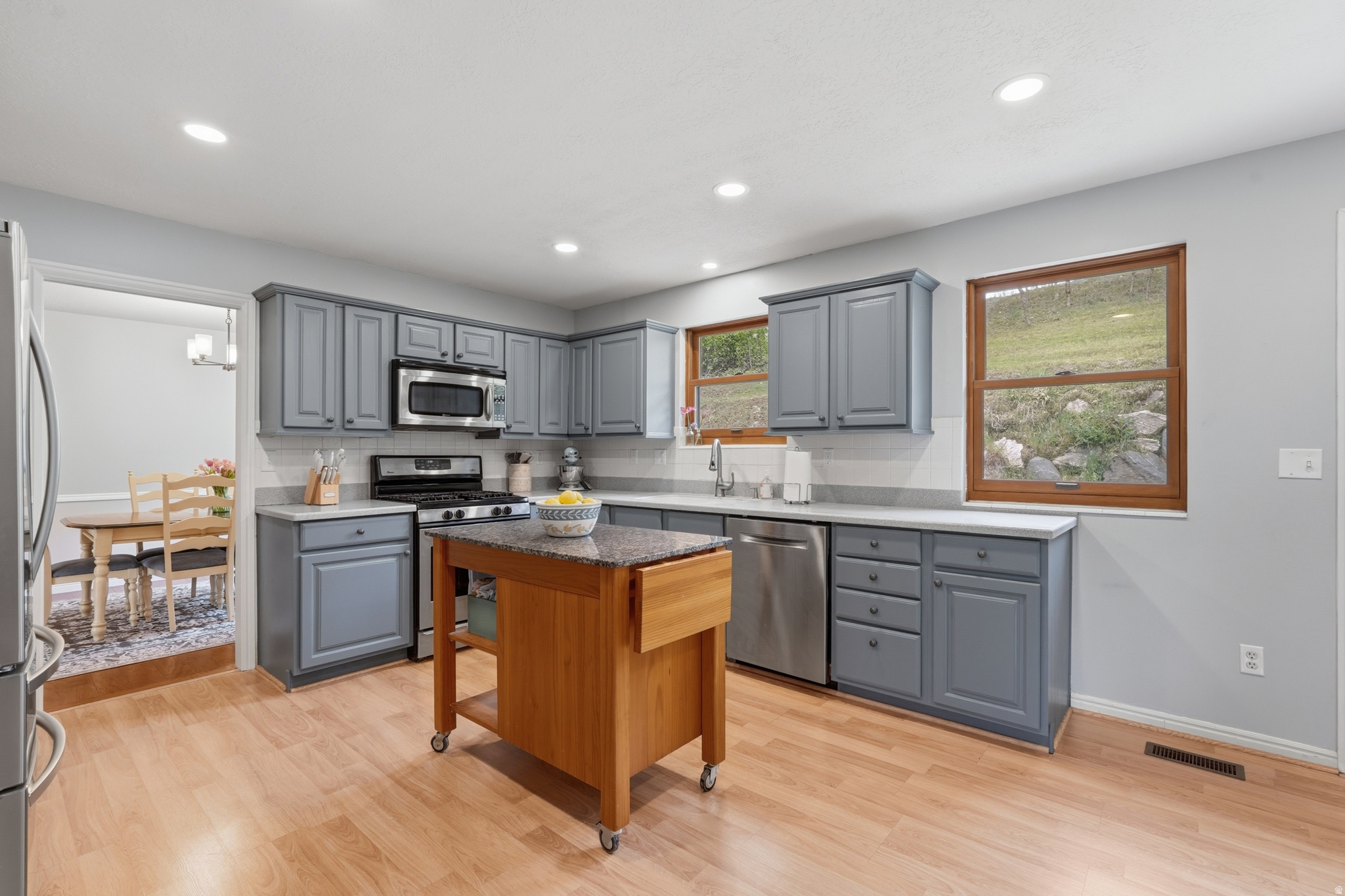 DIMOND OAKS - Residential