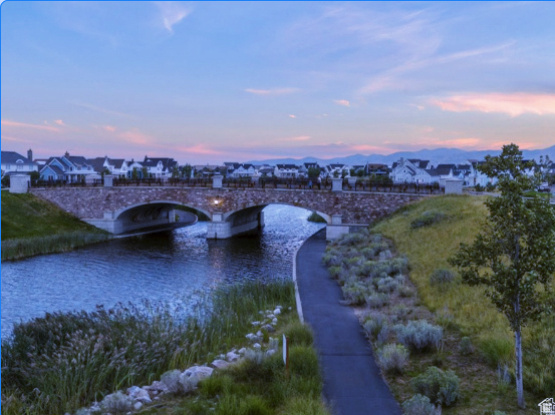 DAYBREAK - Residential