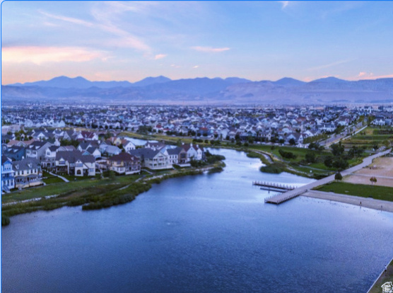 DAYBREAK - Residential