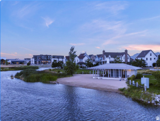 DAYBREAK - Residential