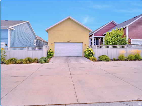 DAYBREAK - Residential