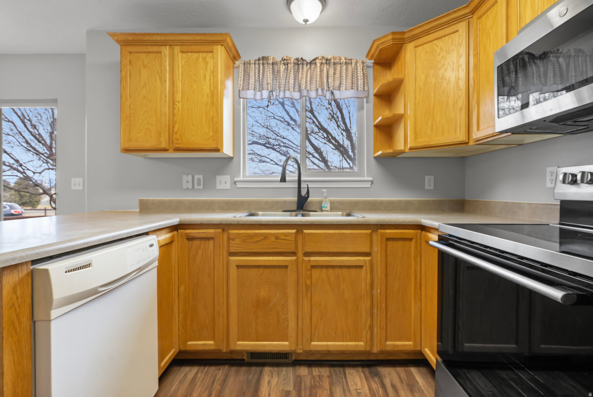 PLUM CREEK CONDO - Residential