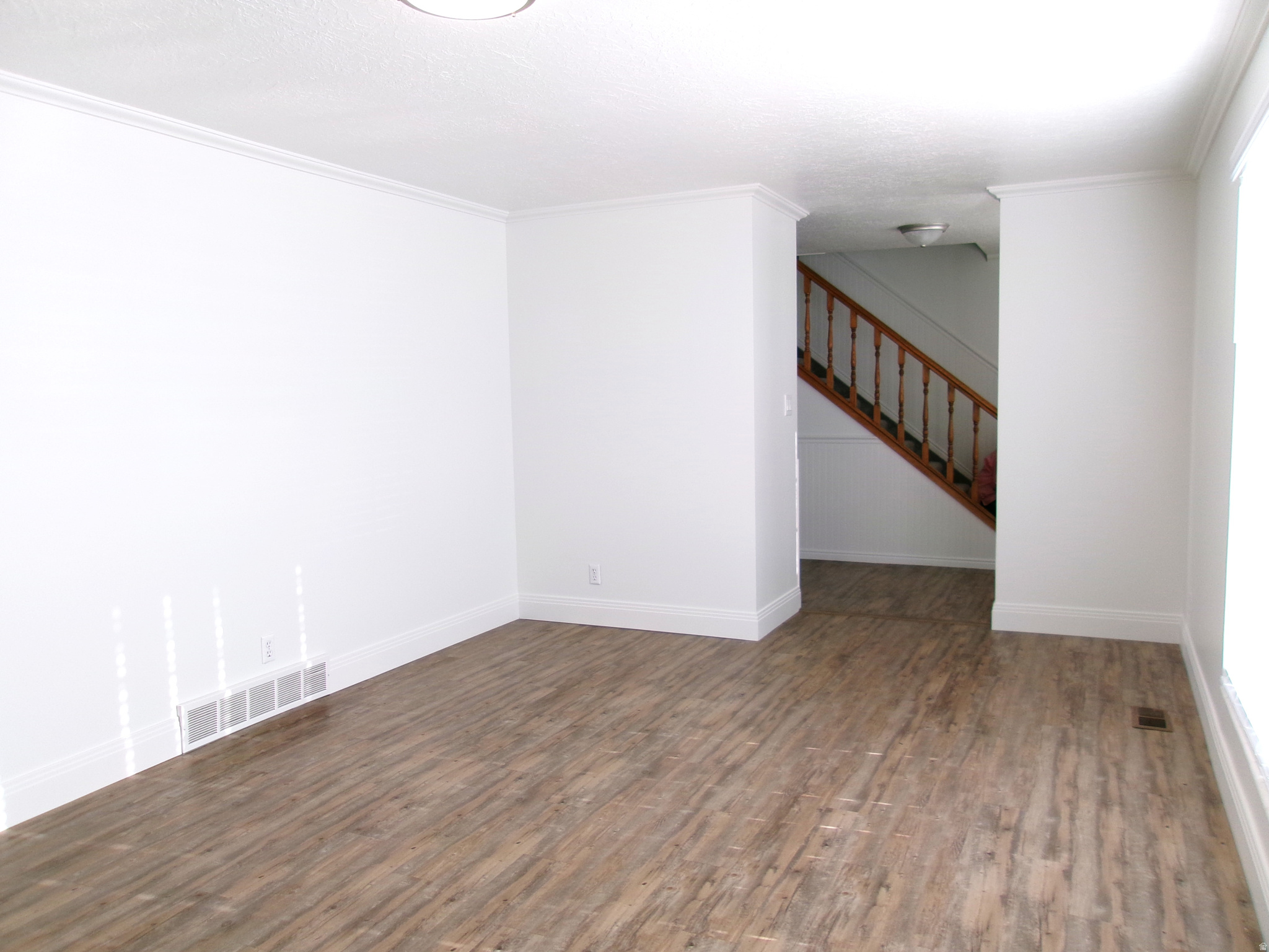 COUNTRY MEADOWS - Residential