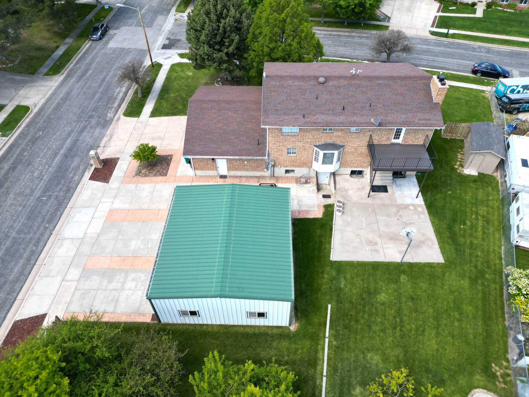COUNTRY MEADOWS - Residential