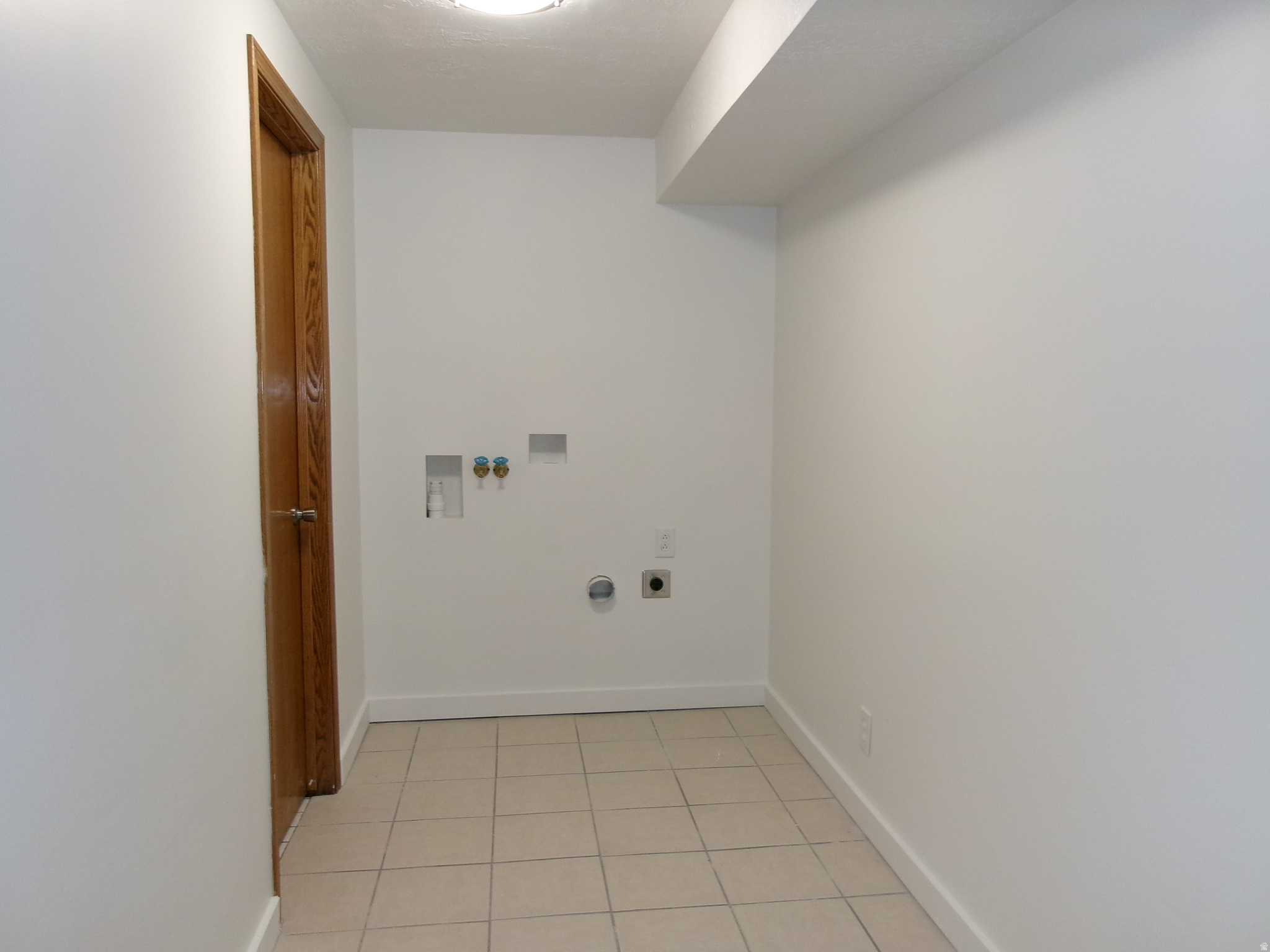 COUNTRY MEADOWS - Residential