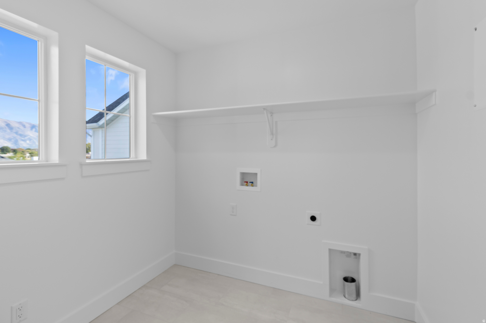 RIVERGATE - Residential