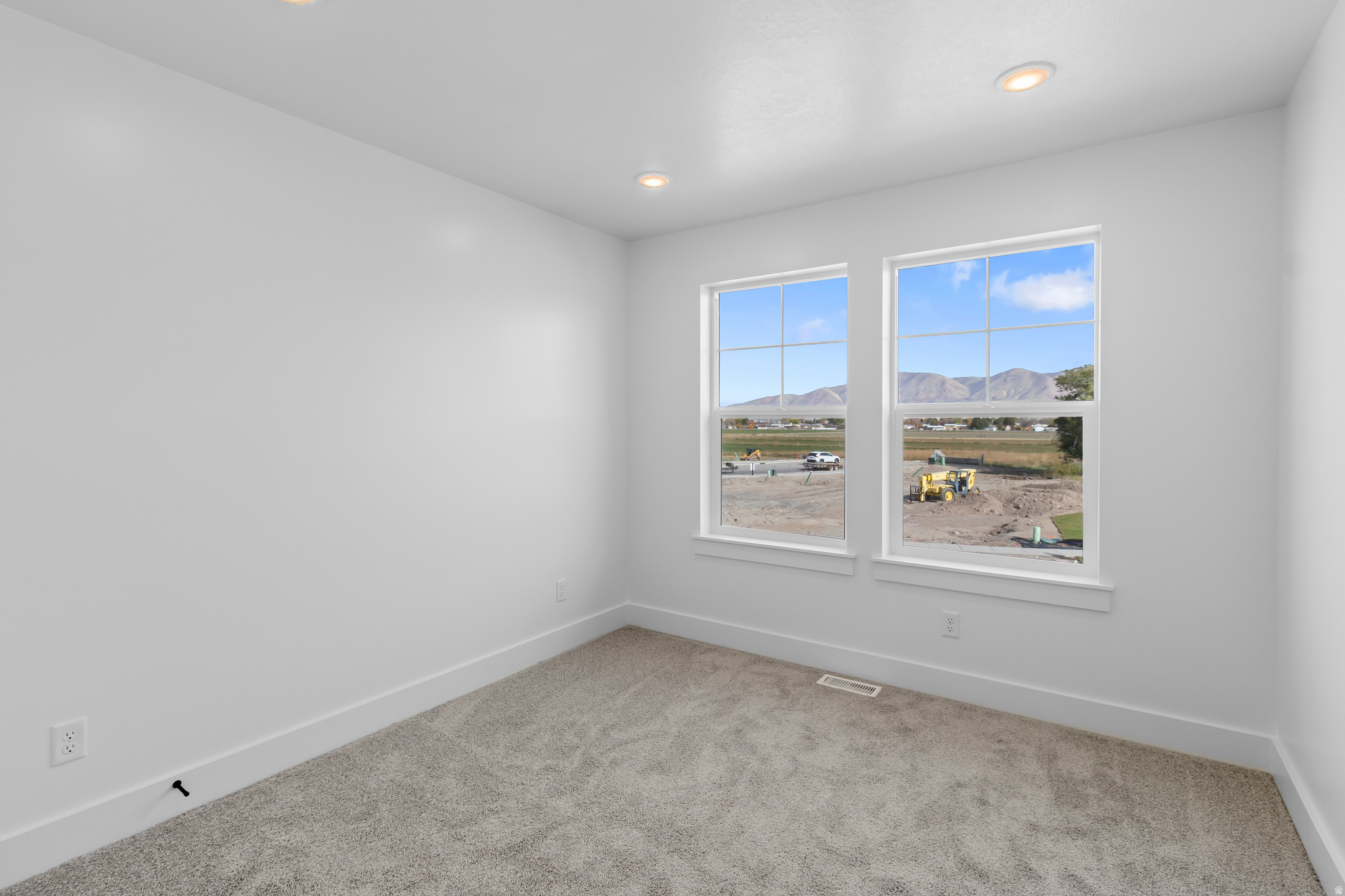 RIVERGATE - Residential