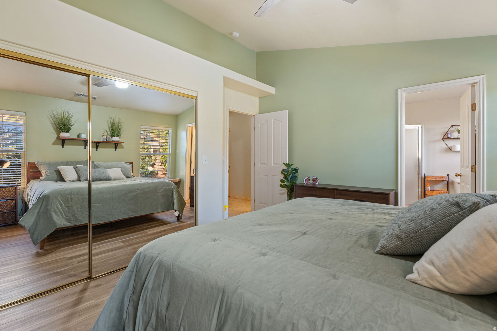 RED MOUNTAIN TH 4 - Residential