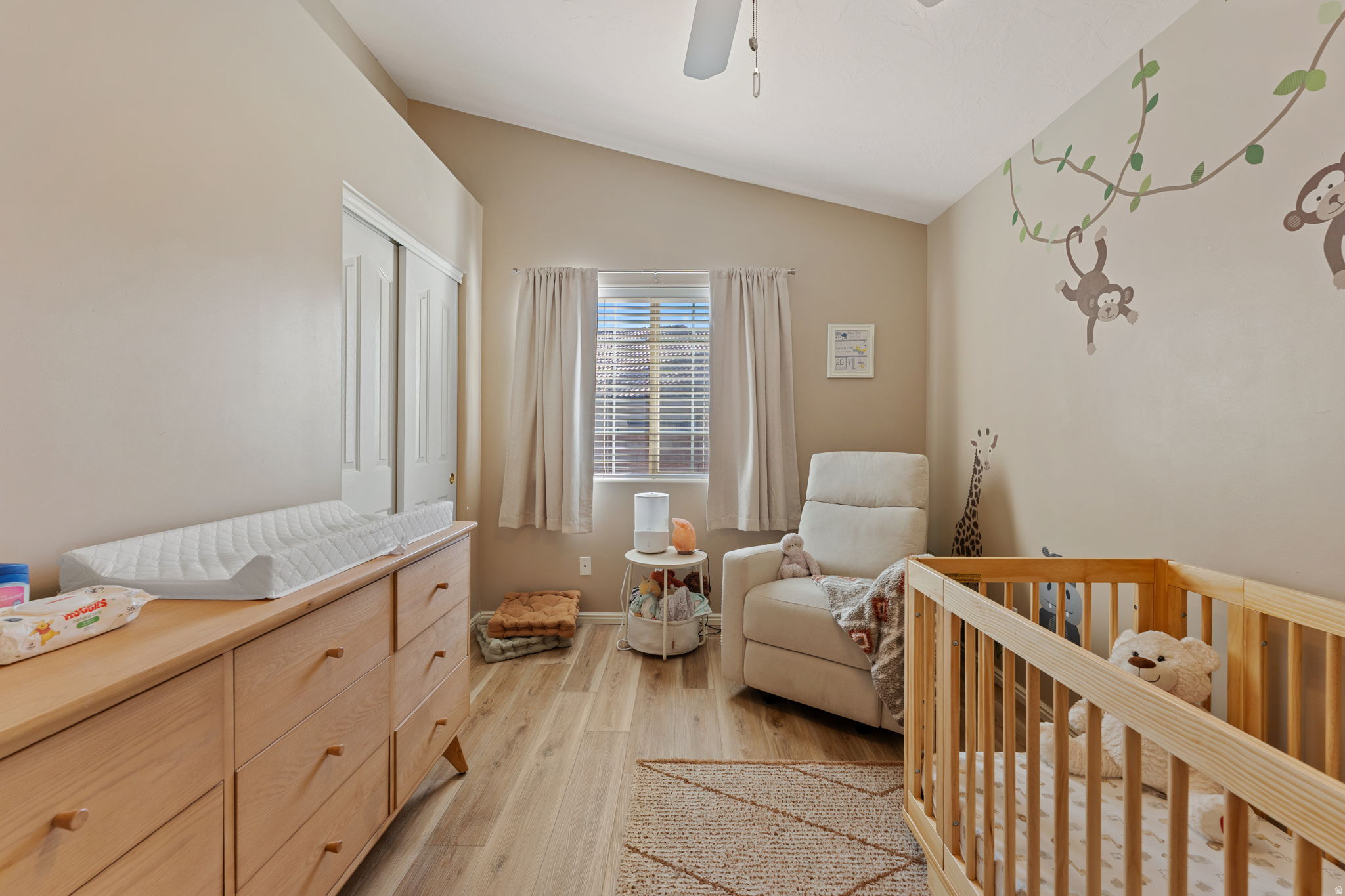 RED MOUNTAIN TH 4 - Residential