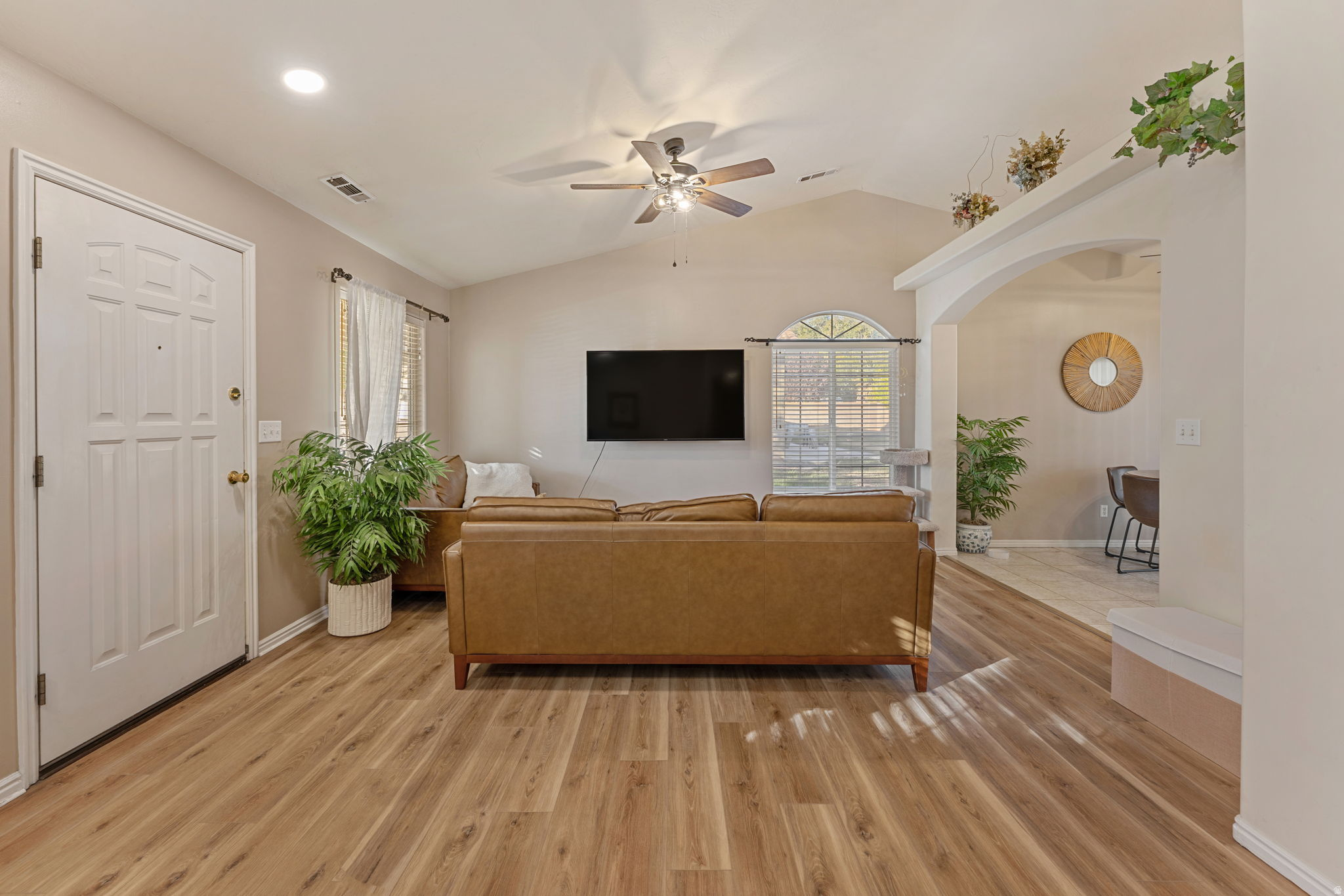 RED MOUNTAIN TH 4 - Residential