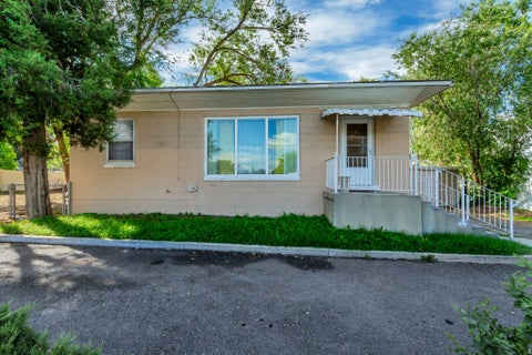Tiny photo for 804 E 10600 S, Sandy, UT 84094 (MLS # 2183675)