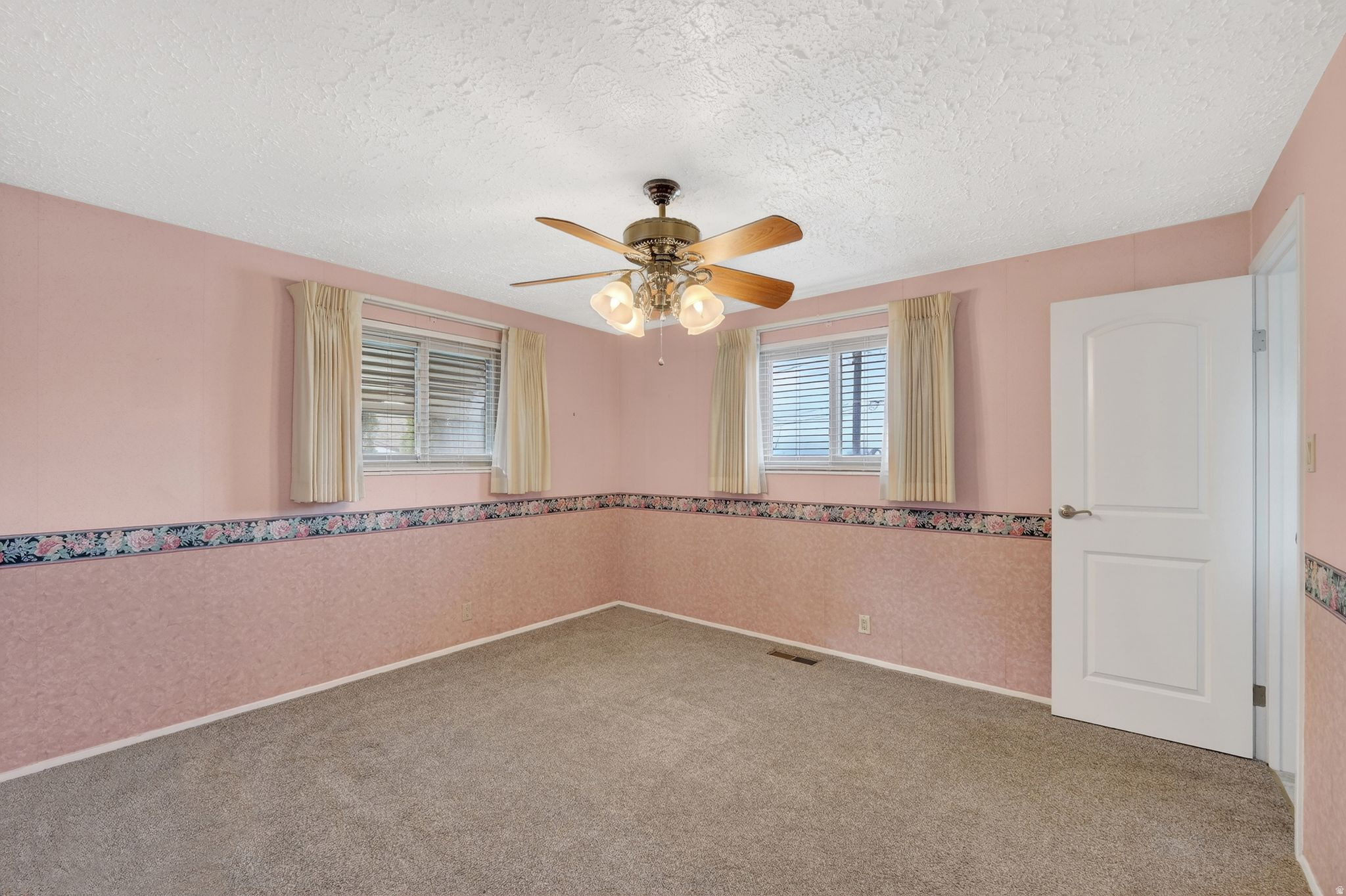 LOMA LINDA ACRES PLAT B - Residential