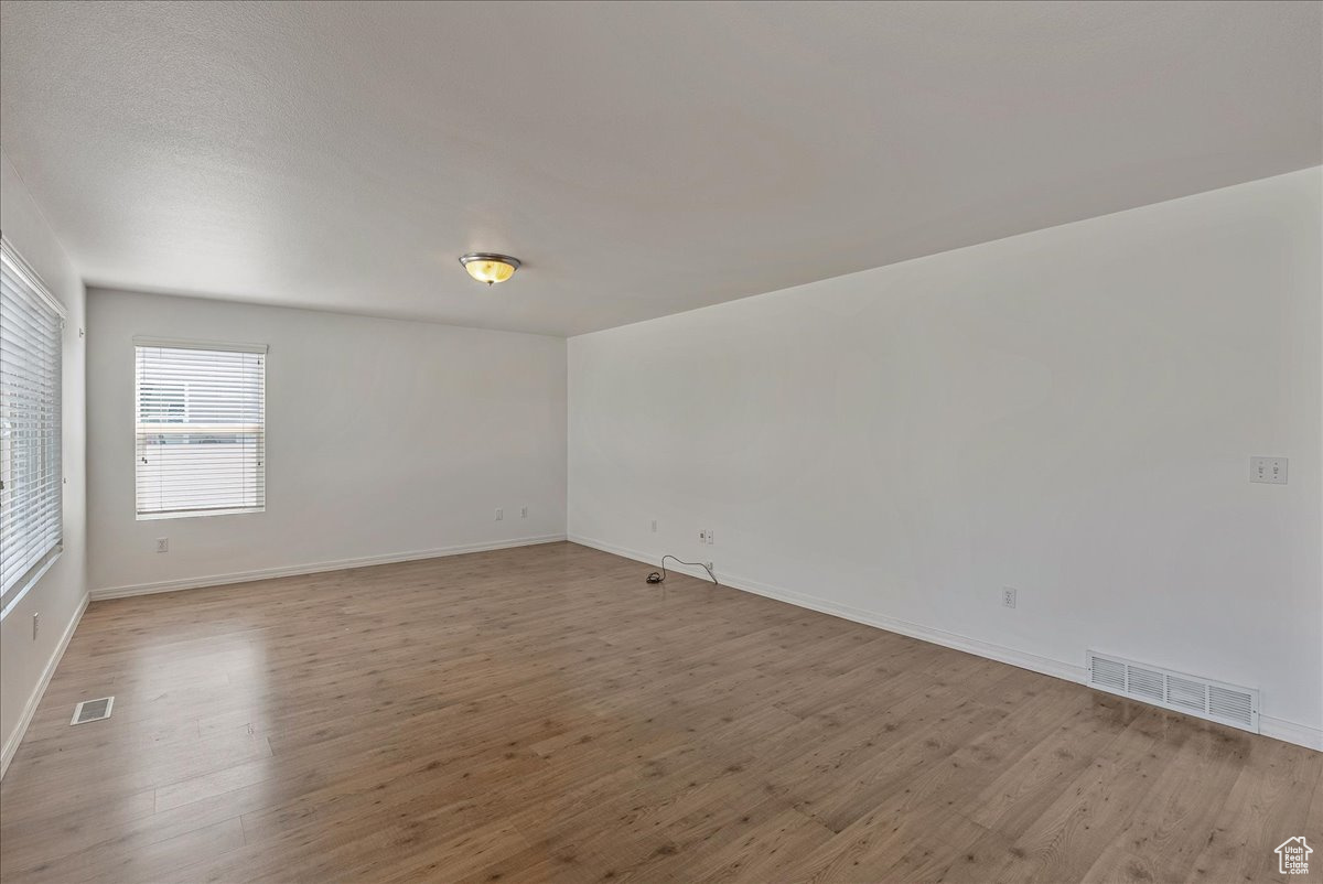 HAMILTON FARMS - Residential