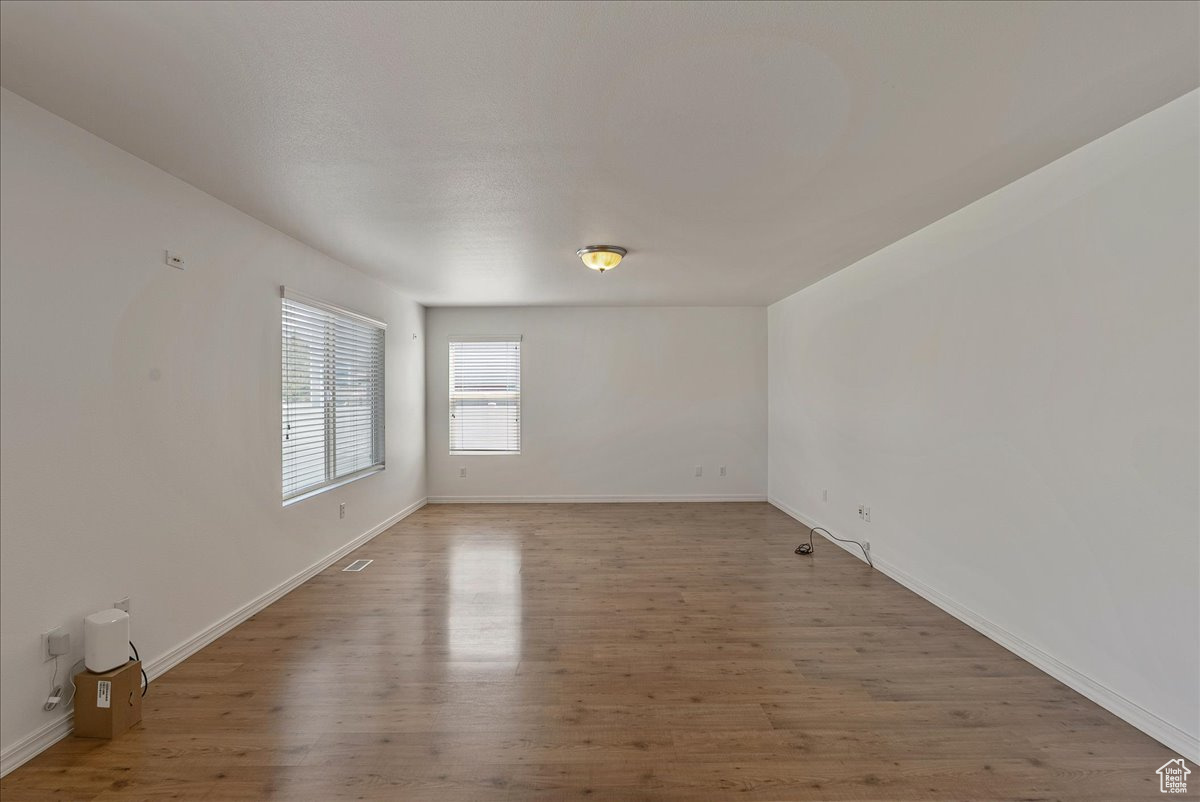 HAMILTON FARMS - Residential