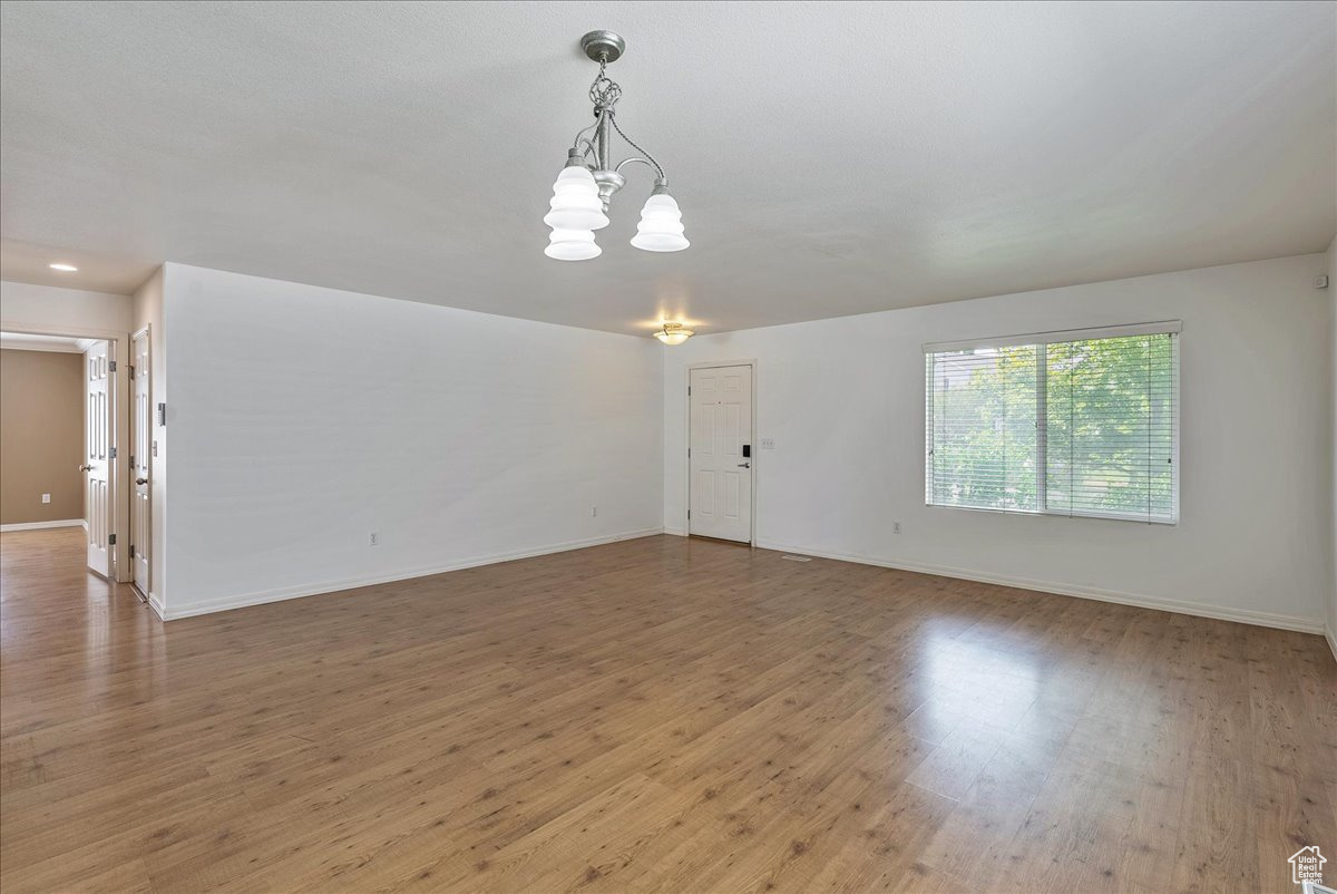 HAMILTON FARMS - Residential