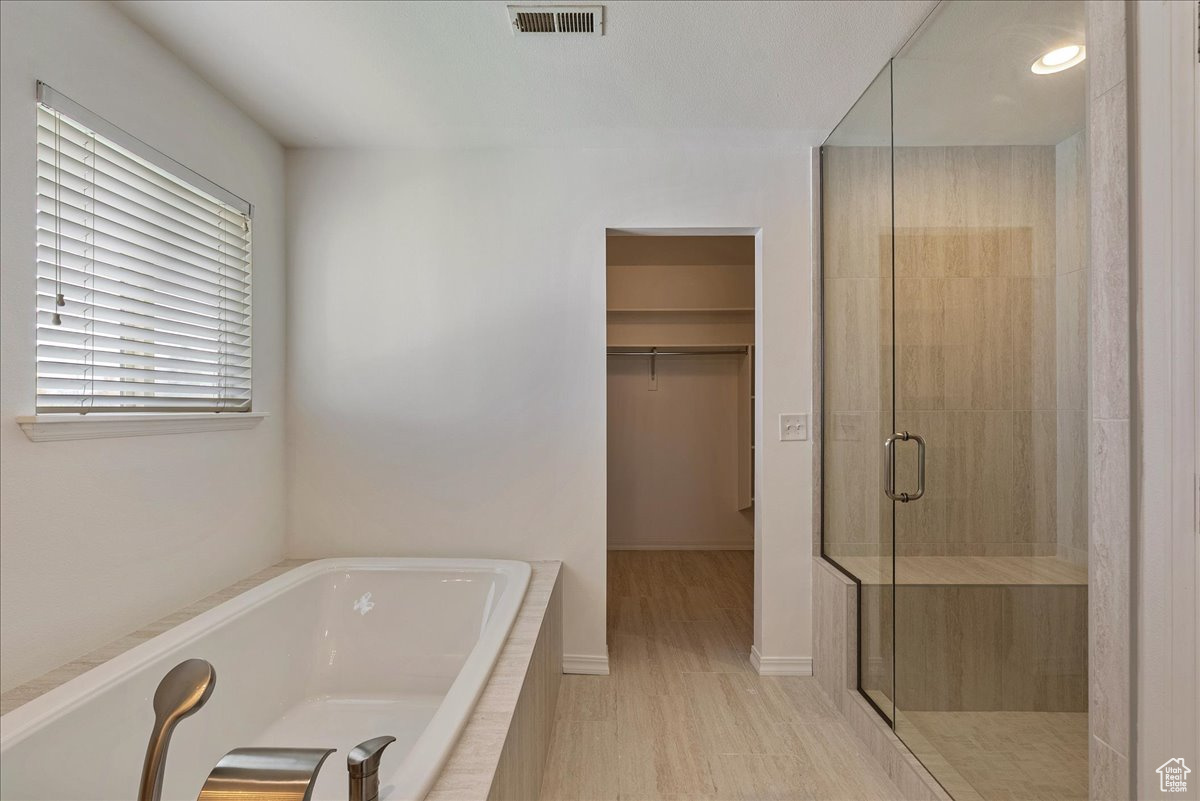 HAMILTON FARMS - Residential