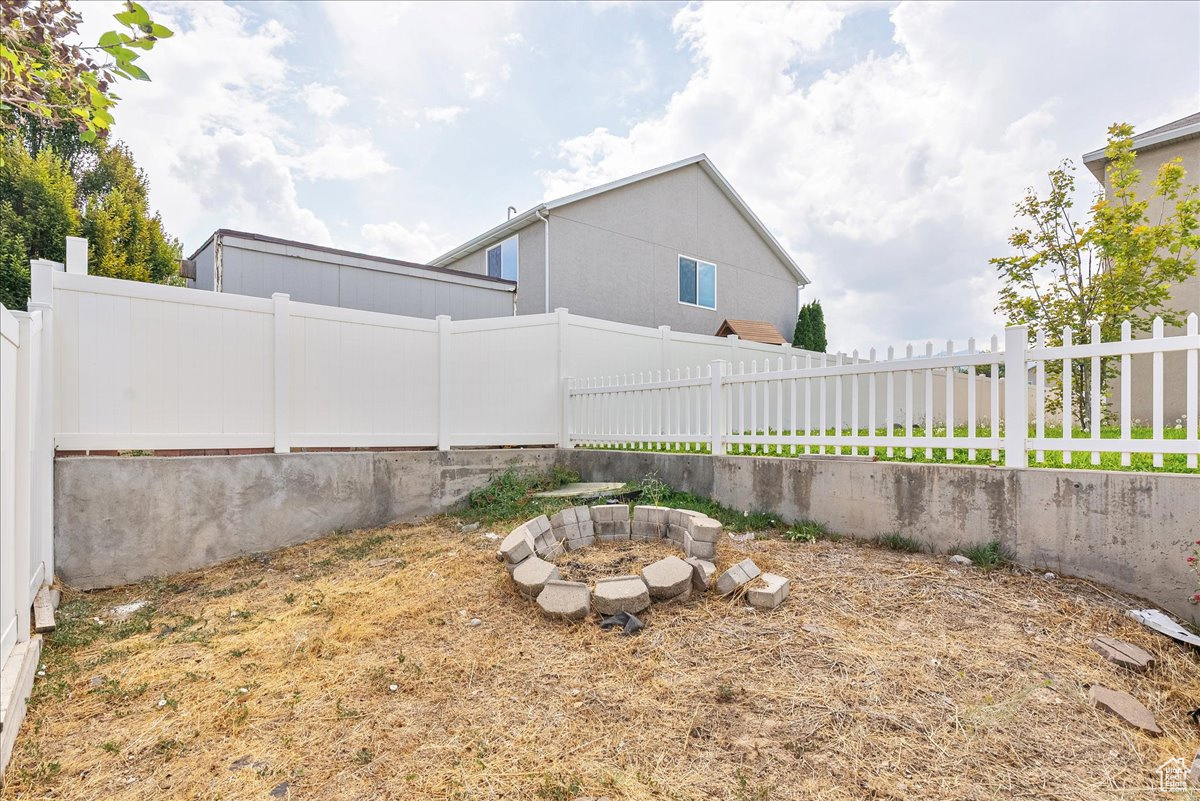 HAMILTON FARMS - Residential