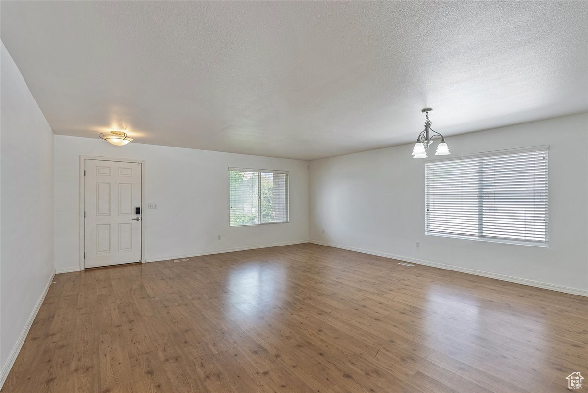 HAMILTON FARMS - Residential