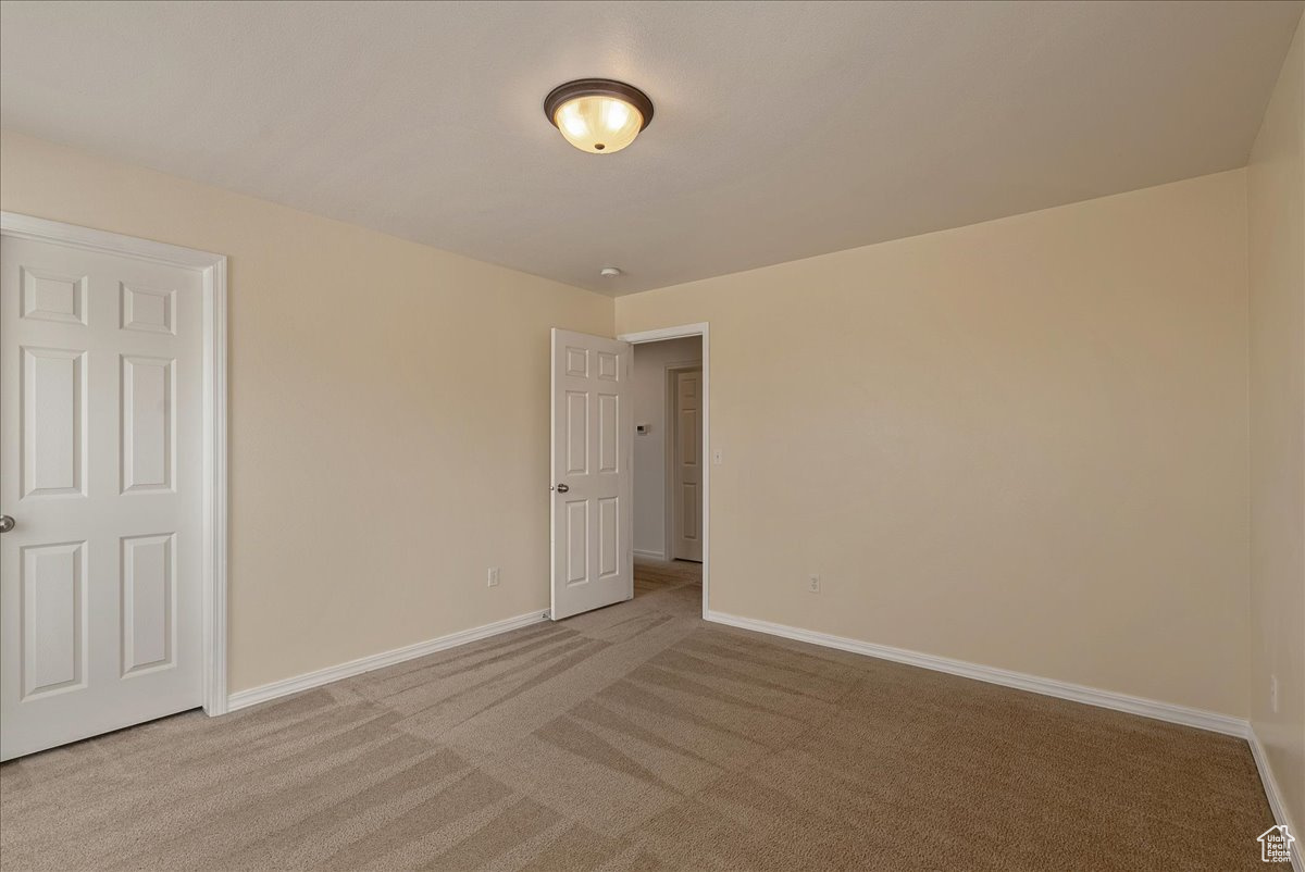 HAMILTON FARMS - Residential