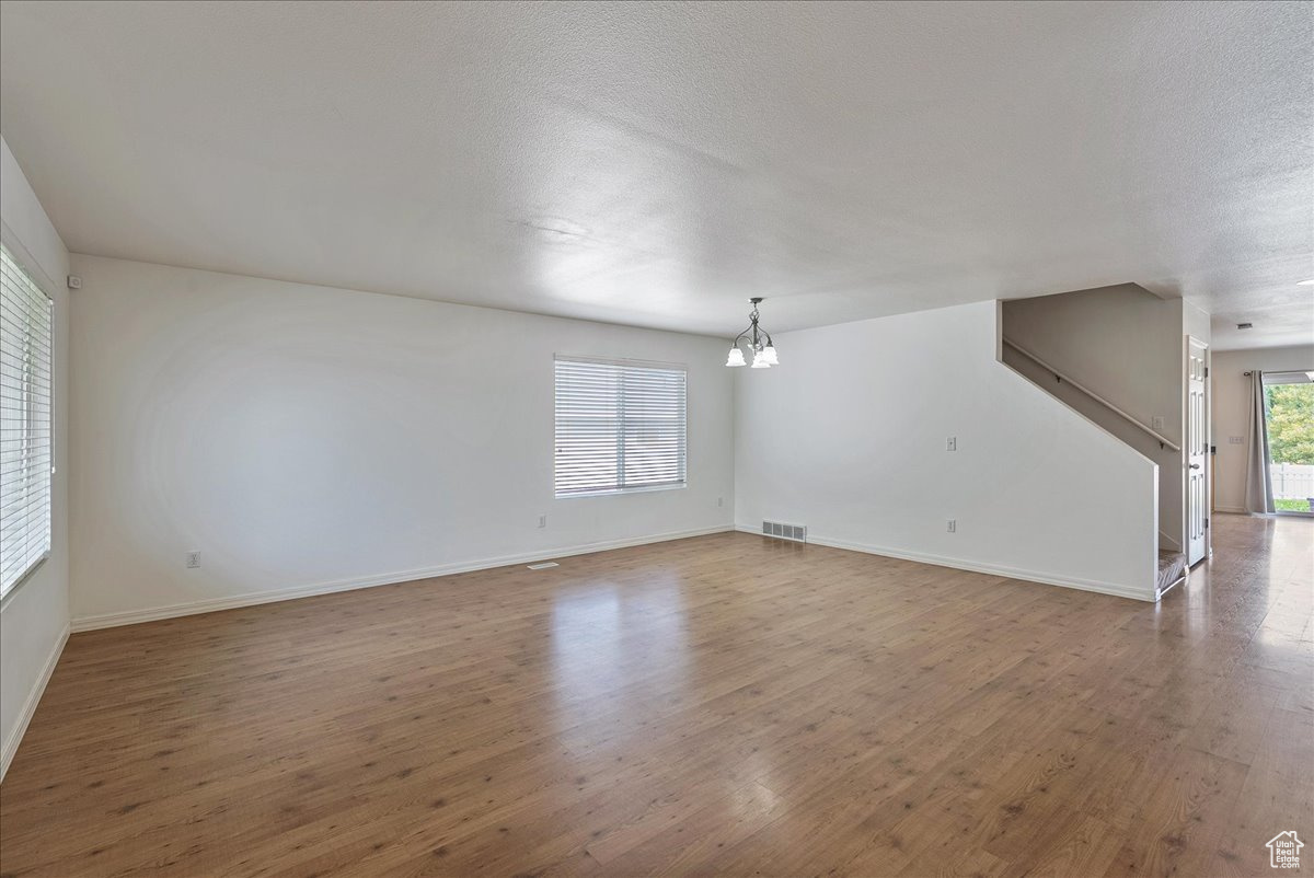 HAMILTON FARMS - Residential