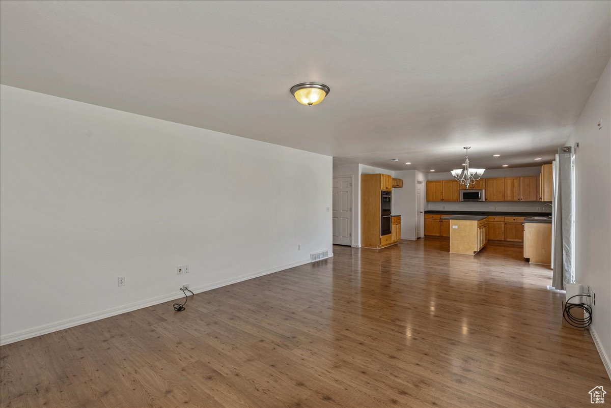 HAMILTON FARMS - Residential