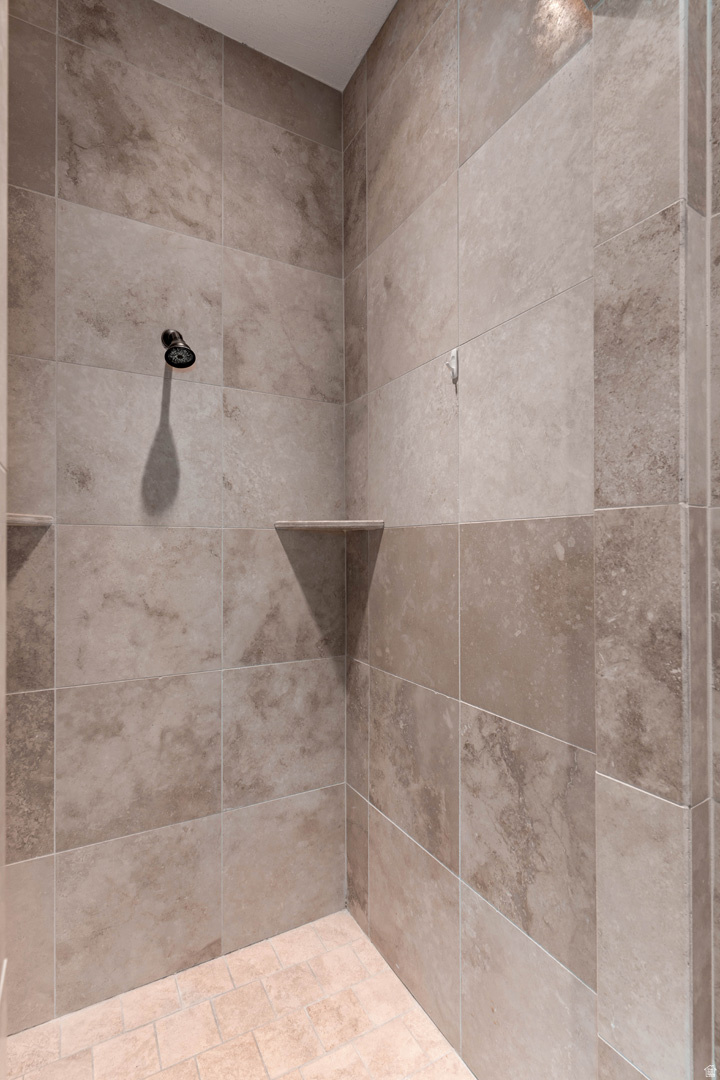 STONE CLIFF 9 - Residential