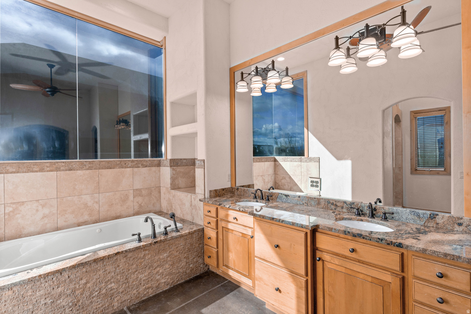 STONE CLIFF 9 - Residential