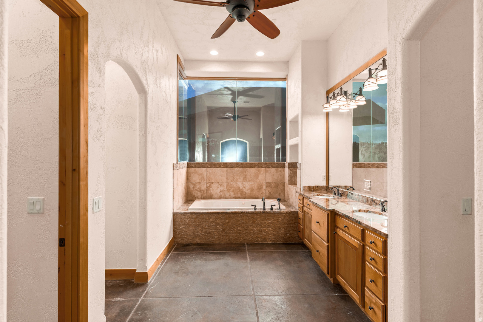 STONE CLIFF 9 - Residential