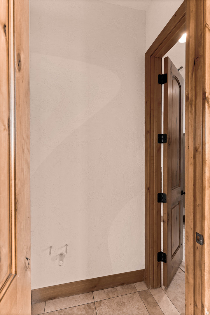 STONE CLIFF 9 - Residential