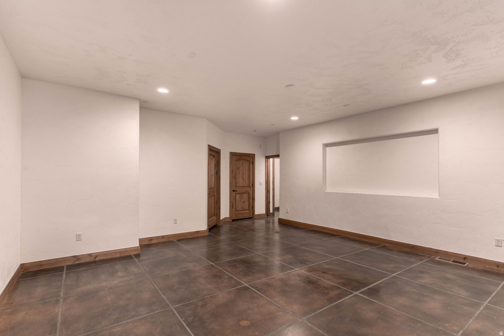 STONE CLIFF 9 - Residential