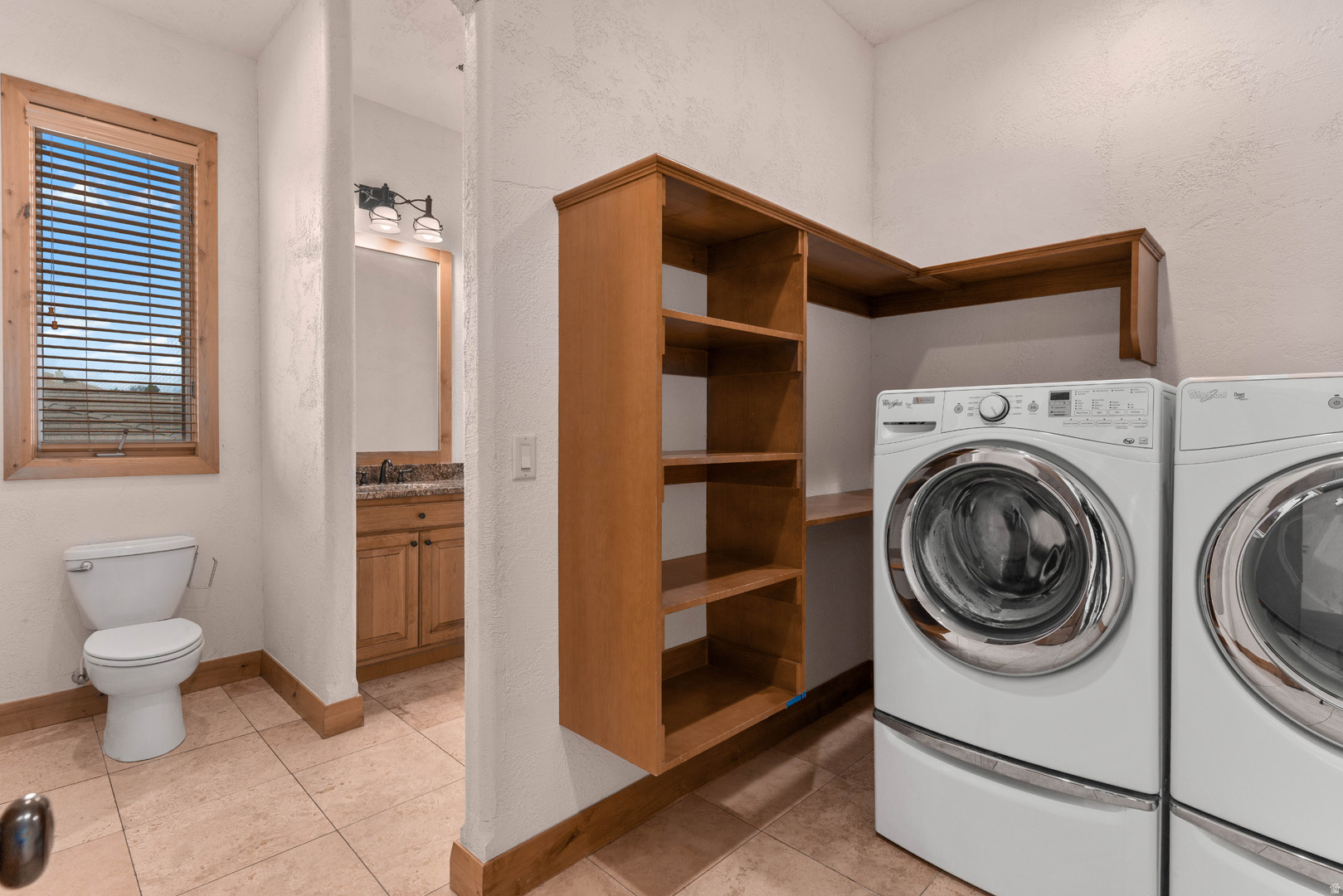 STONE CLIFF 9 - Residential