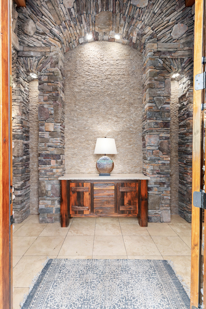 STONE CLIFF 9 - Residential