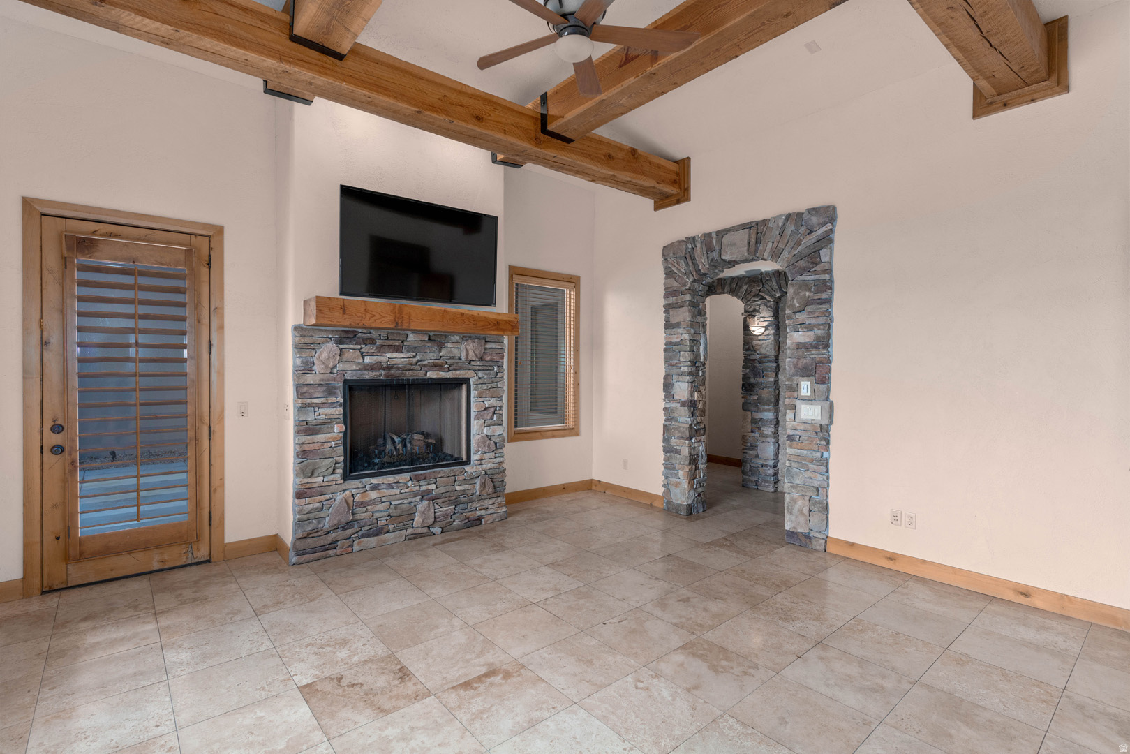 STONE CLIFF 9 - Residential